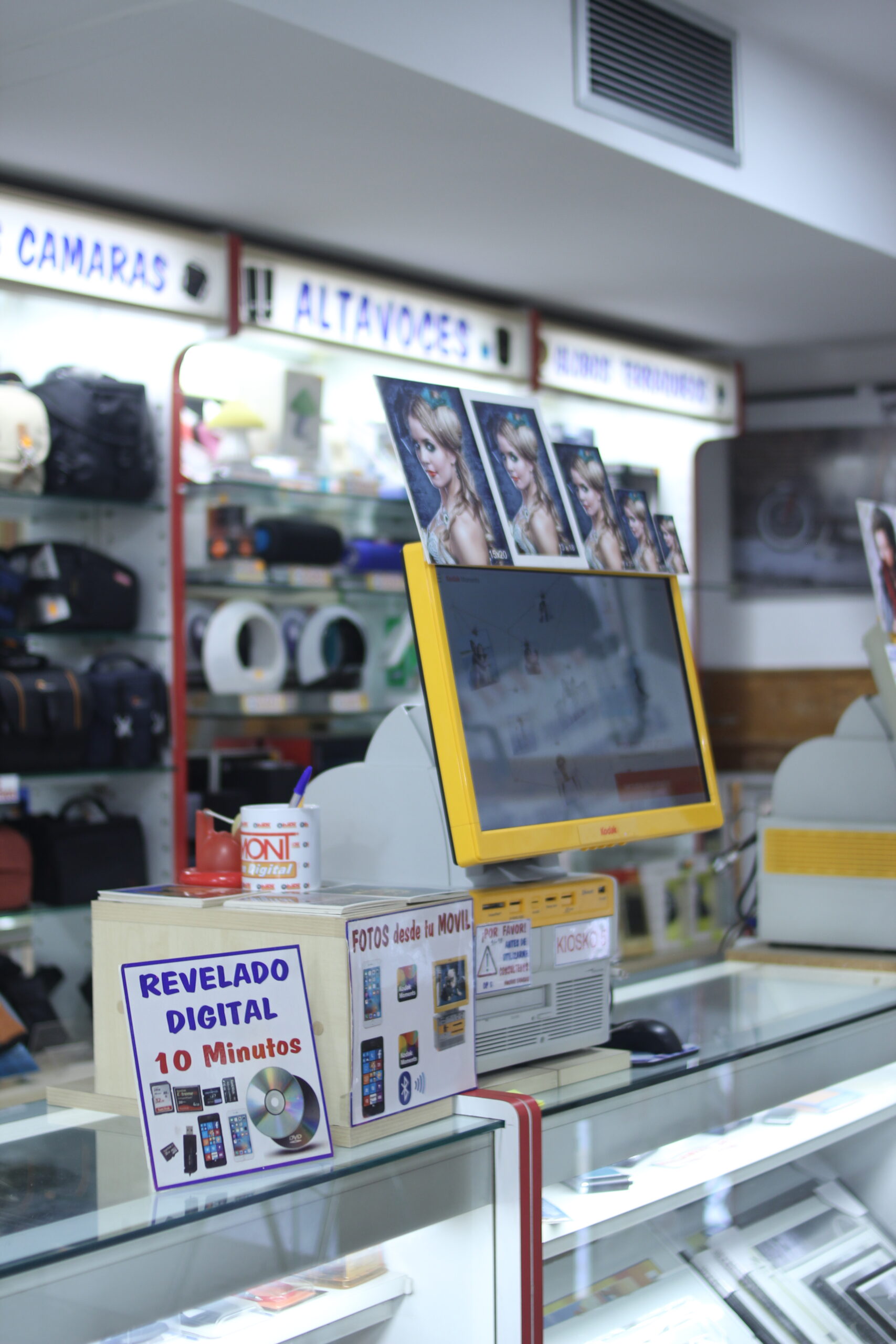 Revelado de la tienda lamont, Expertos  en Fotografía en Zaragoza